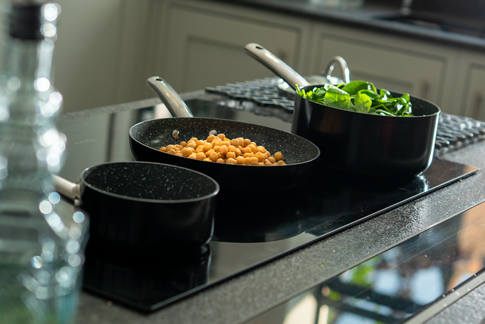 Durastone 5Pc Saucepans & Frying Pans Cookware Set Ceramic Non-Stick Coating Glass Lids